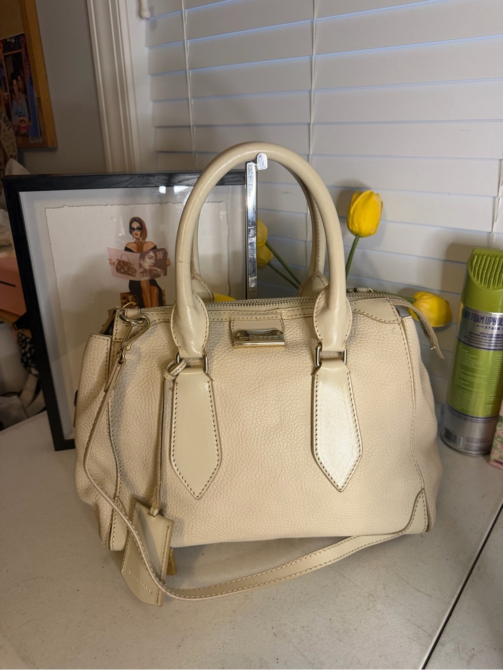 Burberry Heritage Grain Leather Small Gladstone Satchel